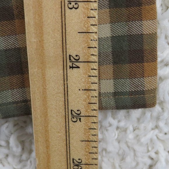 St. John's Bay* Men's Long Sleeve Button Down Curved Hem Pocket Shirt~Size Large - Picture 9 of 11